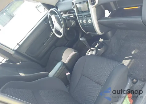 2004 Scion Xb z USA, uszkodzony, nr VIN JTLKT324440161690